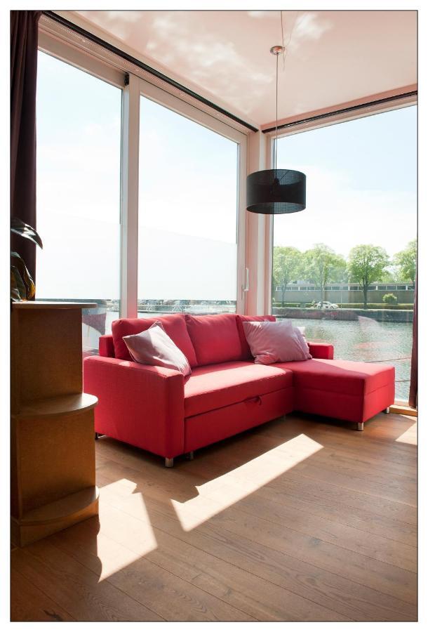 Private Guesthouse Bnb The Waterhouse Houseboat Ámsterdam Exterior foto