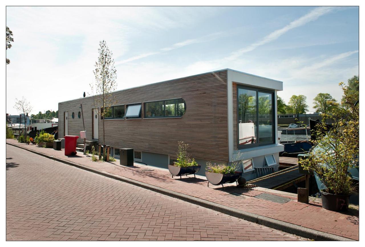 Private Guesthouse Bnb The Waterhouse Houseboat Ámsterdam Exterior foto